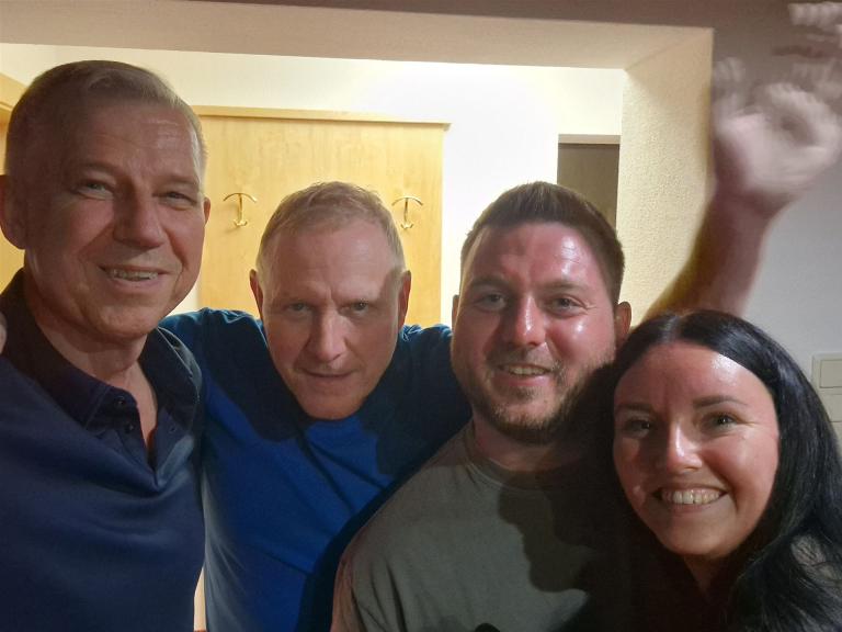 .....schwere (für einige) gemütliche Runde mit Verena und Marvin und Zirbi....